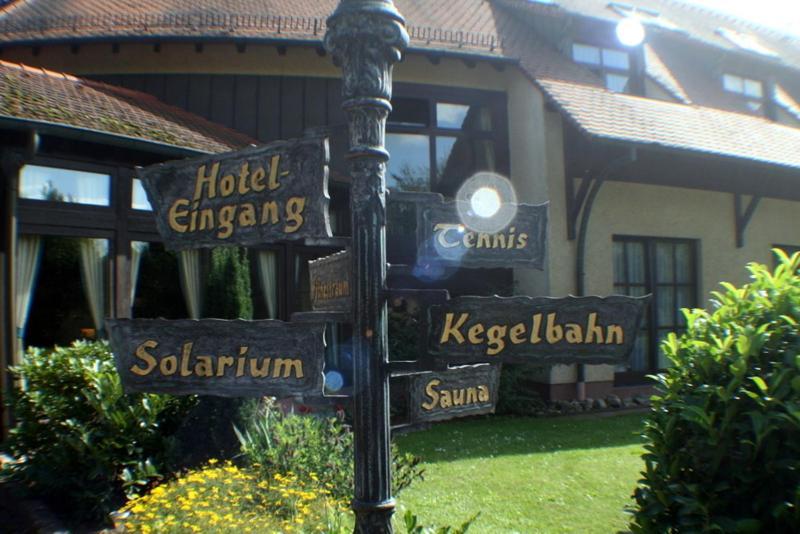 Krone Am Park - Gaestehaus Des Hotel Krone Алценау-ин-Унтерфранкен Екстериор снимка